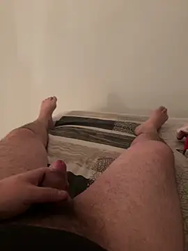 junior49280 online show from 10-29-25, 06:31