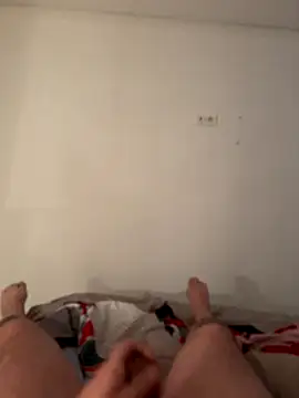 junior49280 online show from 11-08-25, 03:12