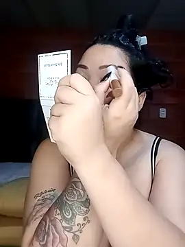 Snapshot of Chantal_lopez chatting on 11-10-25, 06:29 Chantal lopez online show from 11-10-25, 06:29