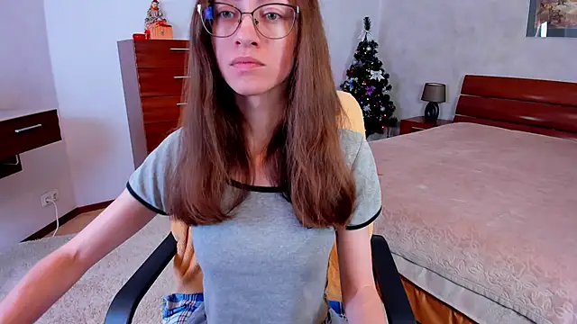 Pantyhose Mila online show from 01-13-26, 08:47