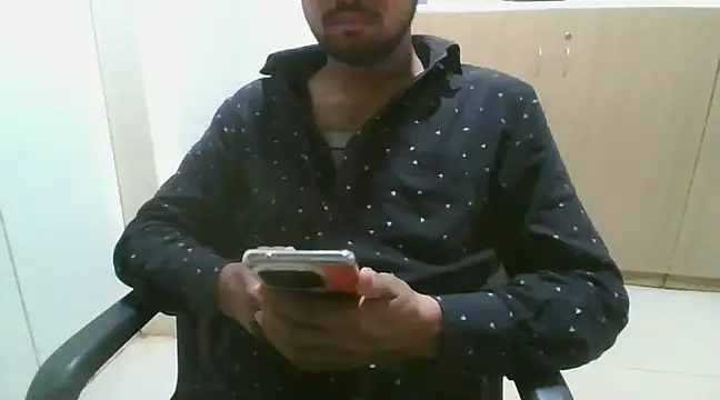 Ishan003 online show from 02-04-25, 03:15