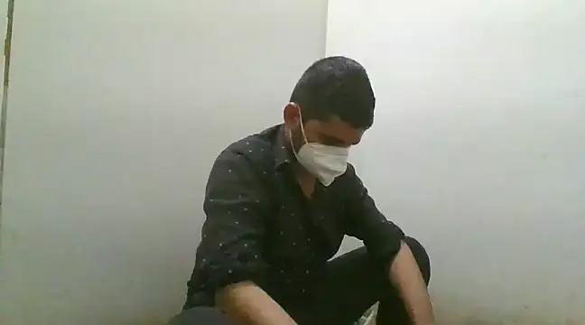 Ishan003 online show from 02-06-25, 01:21