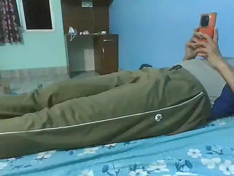 Ishan003 online show from 10-16-25, 04:19