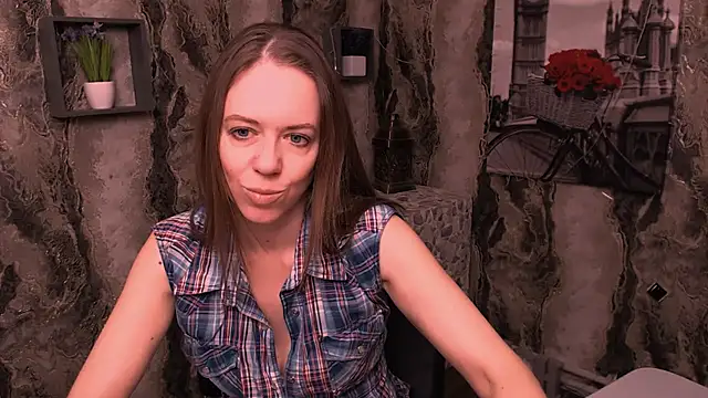 Snapshot of GloriaSi_ chatting on 03-10-25, 10:26 GloriaSi  online show from 03-10-25, 10:26