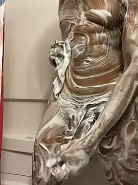 sneakylink13   online show from 03-13-25, 05:39