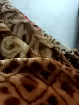 Snapshot of Bhabhi_desi12 chatting on 03-05-25, 04:35 Bhabhi desi12 online show from 03-05-25, 04:35