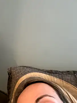 Annelibre online show from 09-28-25, 06:41