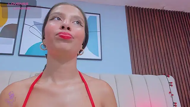 Snapshot of Meli_castillo chatting on 02-25-25, 04:53 Meli castillo online show from 02-25-25, 04:53