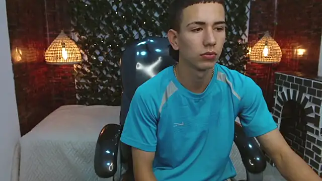 Snapshot of JackSwan18 chatting on 12-04-24, 07:12 JackSwan18 online show from 12-04-24, 07:12