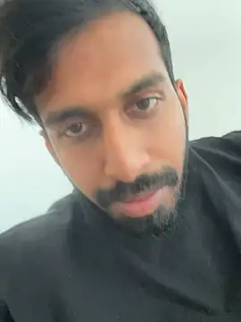 Snapshot of skinny__boy__ chatting on 12-12-24, 07:37 skinny boy online show from 12-12-24, 07:37