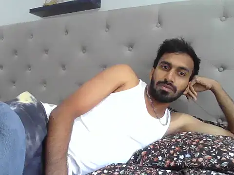 Snapshot of skinny__boy__ chatting on 11-13-25, 04:06 skinny boy online show from 11-13-25, 04:06