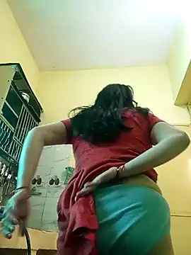 heenage online show from 12-28-24, 05:23