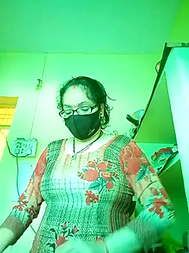 heenage online show from 01-15-25, 06:33