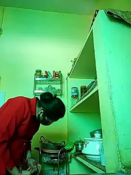 heenage online show from 03-01-26, 09:33