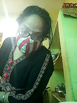 heenage online show from 03-11-26, 09:15