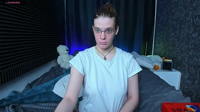 KIKI Krash online show from 02-21-25, 10:39