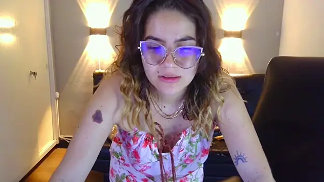 Snapshot of Jsneiidy_ATH chatting on 12-19-24, 04:02 Jsneiidy ATH online show from 12-19-24, 04:02