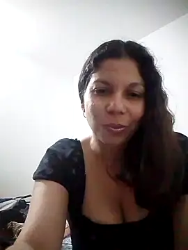 Carliina Soussa online show from 02-10-25, 09:58