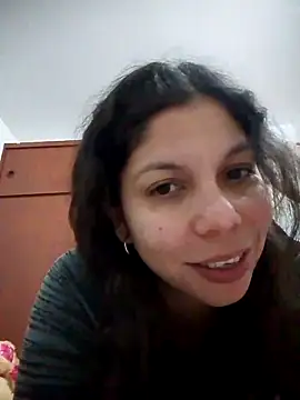 Carliina Soussa online show from 03-08-25, 04:34