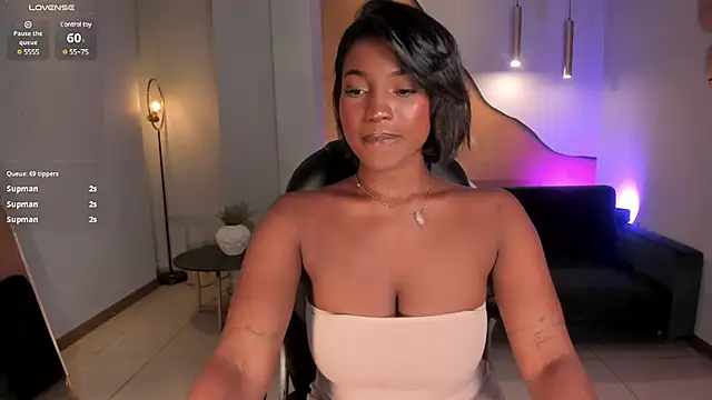 Snapshot of SavannahStorm chatting on 03-14-25, 04:19 SavannahStorm online show from 03-14-25, 04:19