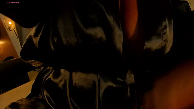 Snapshot of SavannahStorm chatting on 11-13-25, 10:58 SavannahStorm online show from 11-13-25, 10:58