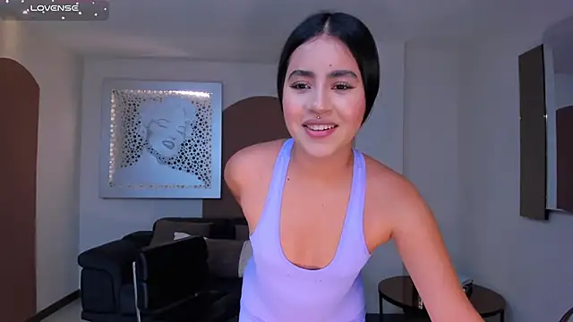 IsabellaHill  online show from 12-26-24, 07:05