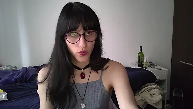 Snapshot of Alice_love29 chatting on 02-13-25, 08:45 Alice love29 online show from 02-13-25, 08:45