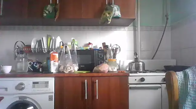 Snapshot of MikaKors chatting on 03-09-25, 08:18 MikaKors online show from 03-09-25, 08:18