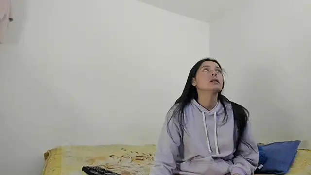 Snapshot of Nathaly_love96 chatting on 12-05-24, 08:00 Nathaly love96 online show from 12-05-24, 08:00