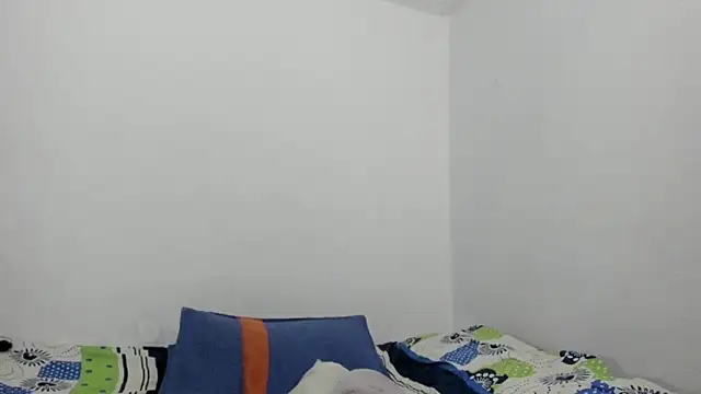 Snapshot of Nathaly_love96 chatting on 12-19-24, 01:18 Nathaly love96 online show from 12-19-24, 01:18