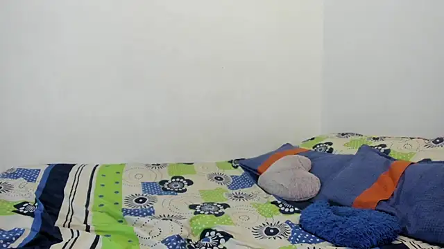 Snapshot of Nathaly_love96 chatting on 03-22-25, 10:48 Nathaly love96 online show from 03-22-25, 10:48