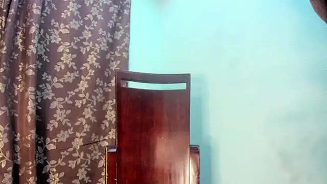 Snapshot of Nathaly_love96 chatting on 02-06-26, 12:08 Nathaly love96 online show from 02-06-26, 12:08