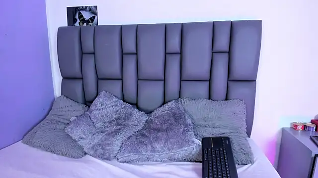 Sophia Lemos online show from 02-06-25, 02:04