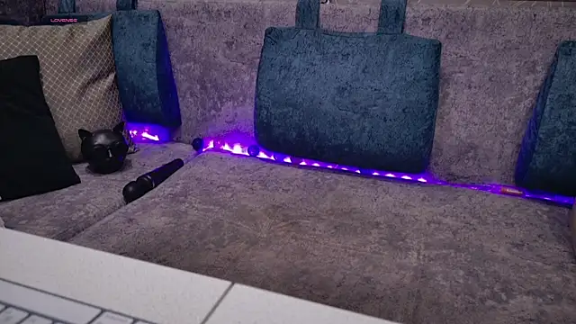 blackcat142 online show from 12-04-25, 08:34