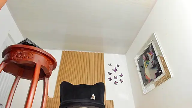 Snapshot of nathaly_sara_ chatting on 10-24-25, 03:14 nathaly sara online show from 10-24-25, 03:14