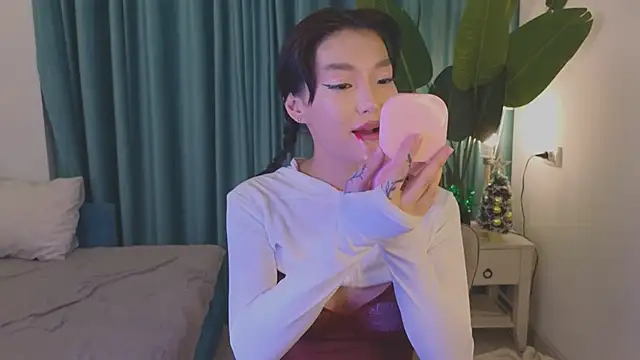 Snapshot of AudreyMell chatting on 12-06-24, 03:00 AudreyMell online show from 12-06-24, 03:00
