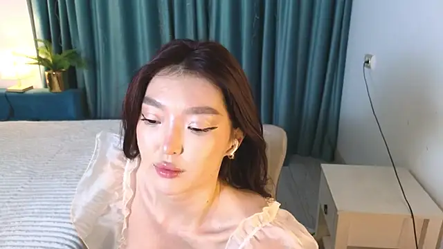 Snapshot of AudreyMell chatting on 11-16-25, 03:28 AudreyMell online show from 11-16-25, 03:28