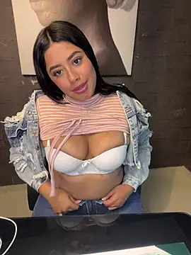 ElaaPerez online show from 09-19-25, 07:58