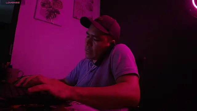 Jhonatan Morales S online show from 01-10-25, 03:07