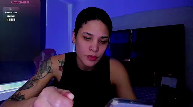 Charlee pink online show from 03-11-25, 09:26