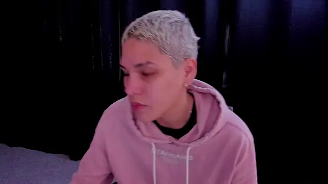 Charlee pink online show from 09-20-25, 03:46