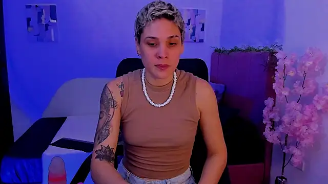 Charlee pink online show from 11-04-25, 09:47