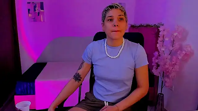 Charlee pink online show from 11-05-25, 05:35