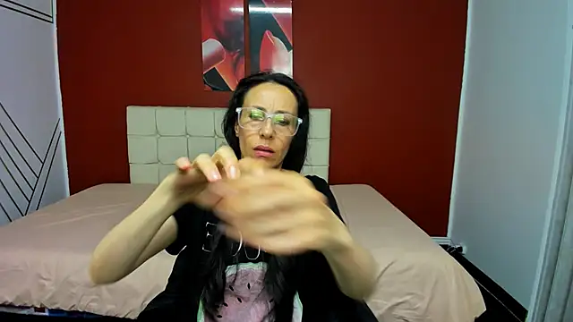 Abrillee1 online show from 12-29-24, 05:10