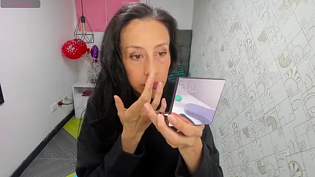 Abrillee1 online show from 03-11-25, 11:44