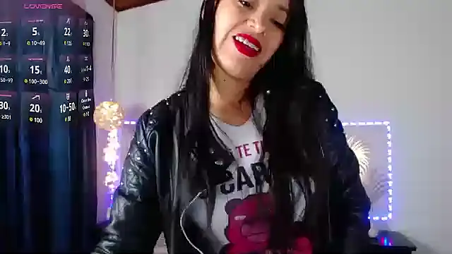 Julietacollins06 online show from 01-13-25, 12:24