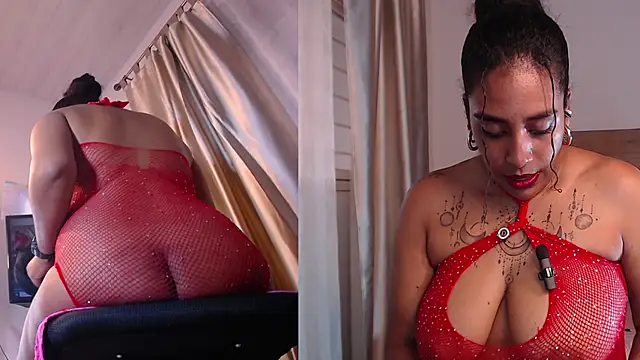 Snapshot of ViolethRammtein chatting on 12-02-24, 05:15 ViolethRammtein online show from 12-02-24, 05:15