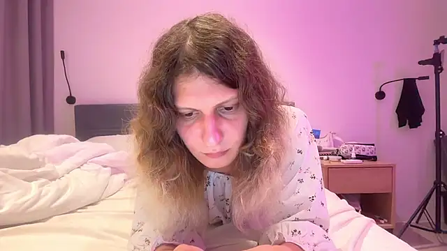 Alice Pinkhead online show from 10-27-25, 11:58