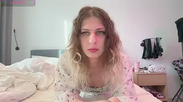 Alice Pinkhead online show from 11-11-25, 09:31