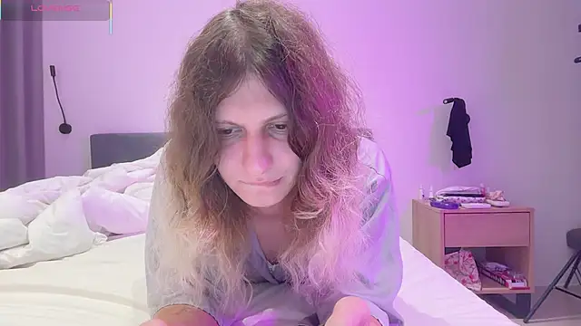 Alice Pinkhead online show from 12-01-25, 04:50